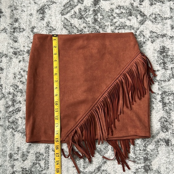 Windsor cowgirl-chic faux suede brown fringe mini skirt medium - Picture 8 of 10